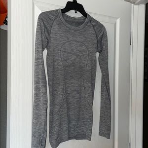 Lulu lemon Grey Long Sleeve